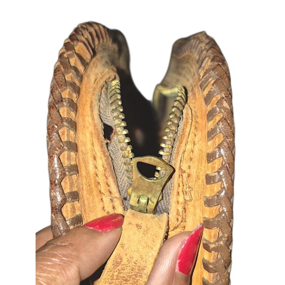 Vintage Western Floral Carved Hand Tooled Leather Patina Clutch Hand Bag Purse - Picture 3 of 5